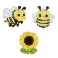 Knit Stitch Bees and Sunflower Brooches Knit Stitch Bees and Sunflower Brooches