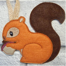 Squirrel Hanger