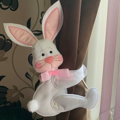 Bunny Curtain Tie Back and Present Hugger